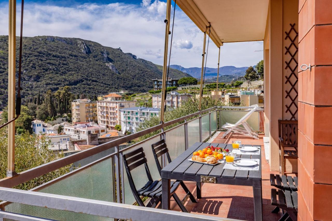 Casa Matilde - Appartamento Vista Mare - Con Posto Auto Finale Ligure Extérieur photo