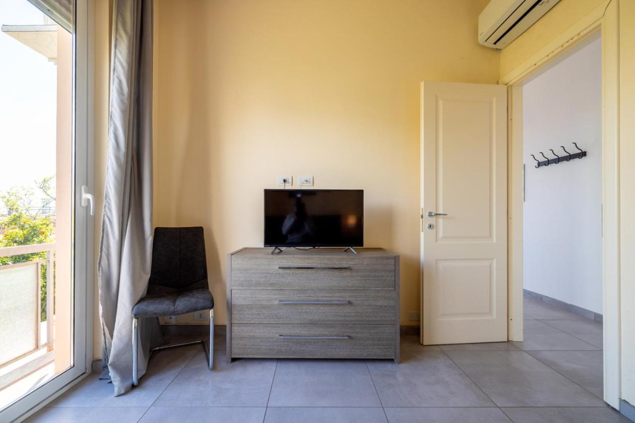 Casa Matilde - Appartamento Vista Mare - Con Posto Auto Finale Ligure Extérieur photo
